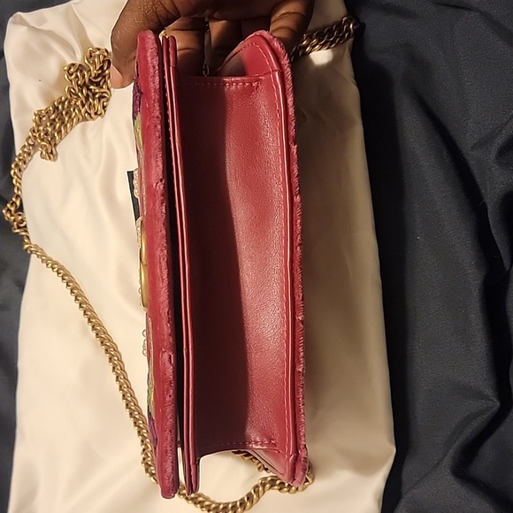Gucci Velvet Love Embroidered Mini Handbag 🩷 - Picture 7 of 13